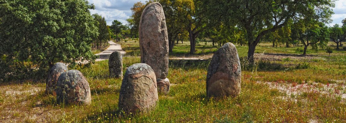 Apresentação do livro “Os mais belos monumentos megalíticos do Concelho de Mora”